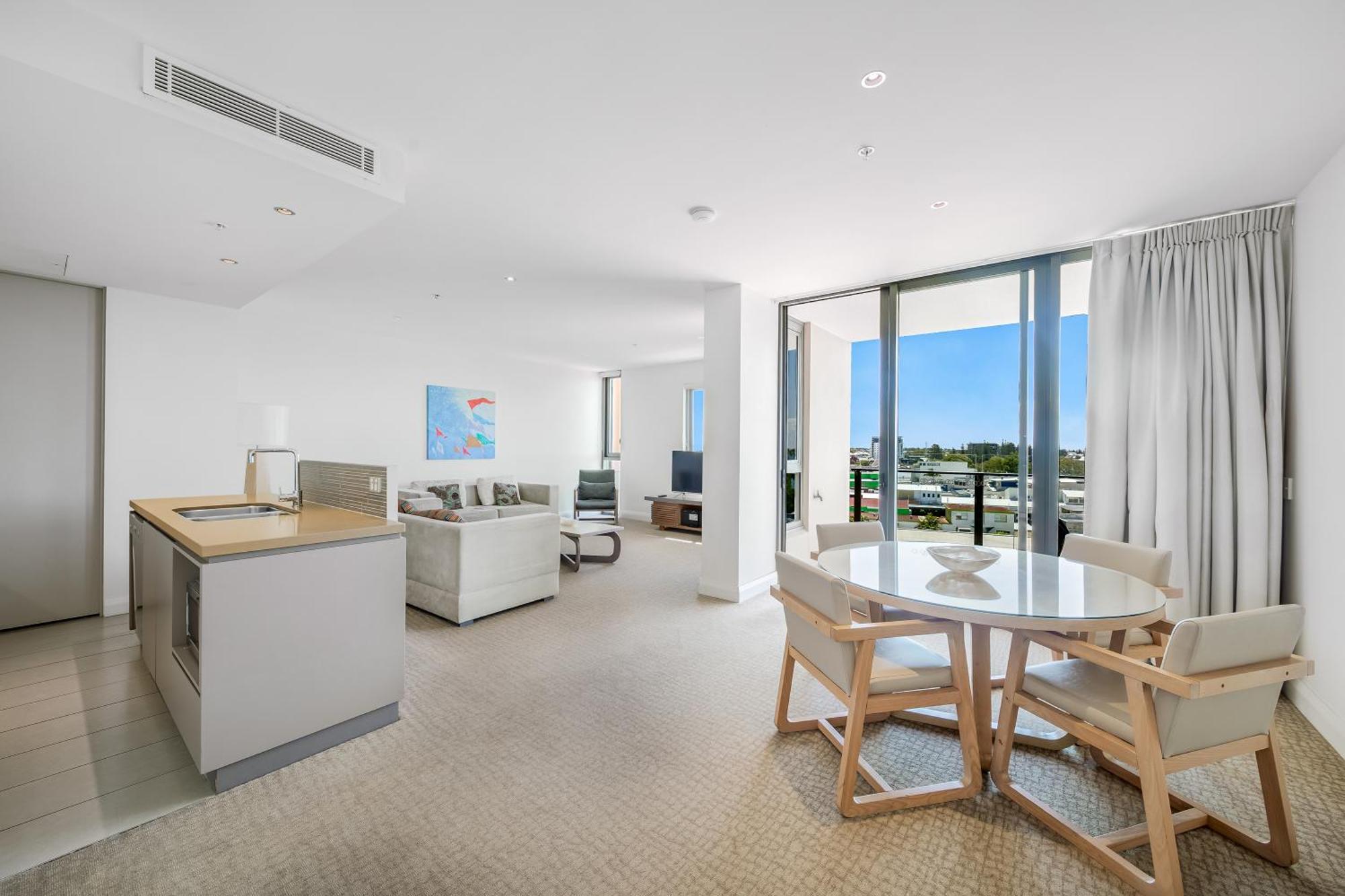 Oaks Redcliffe Mon Komo Suites Exterior foto